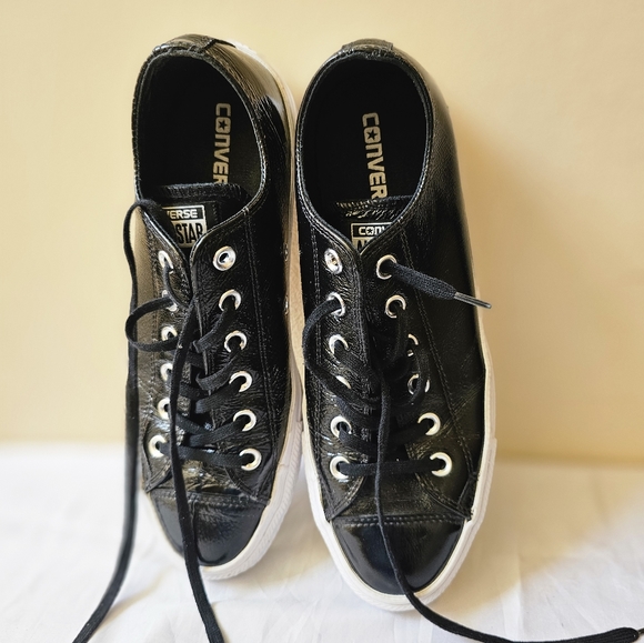 Converse Allstars shoe - Picture 9 of 11